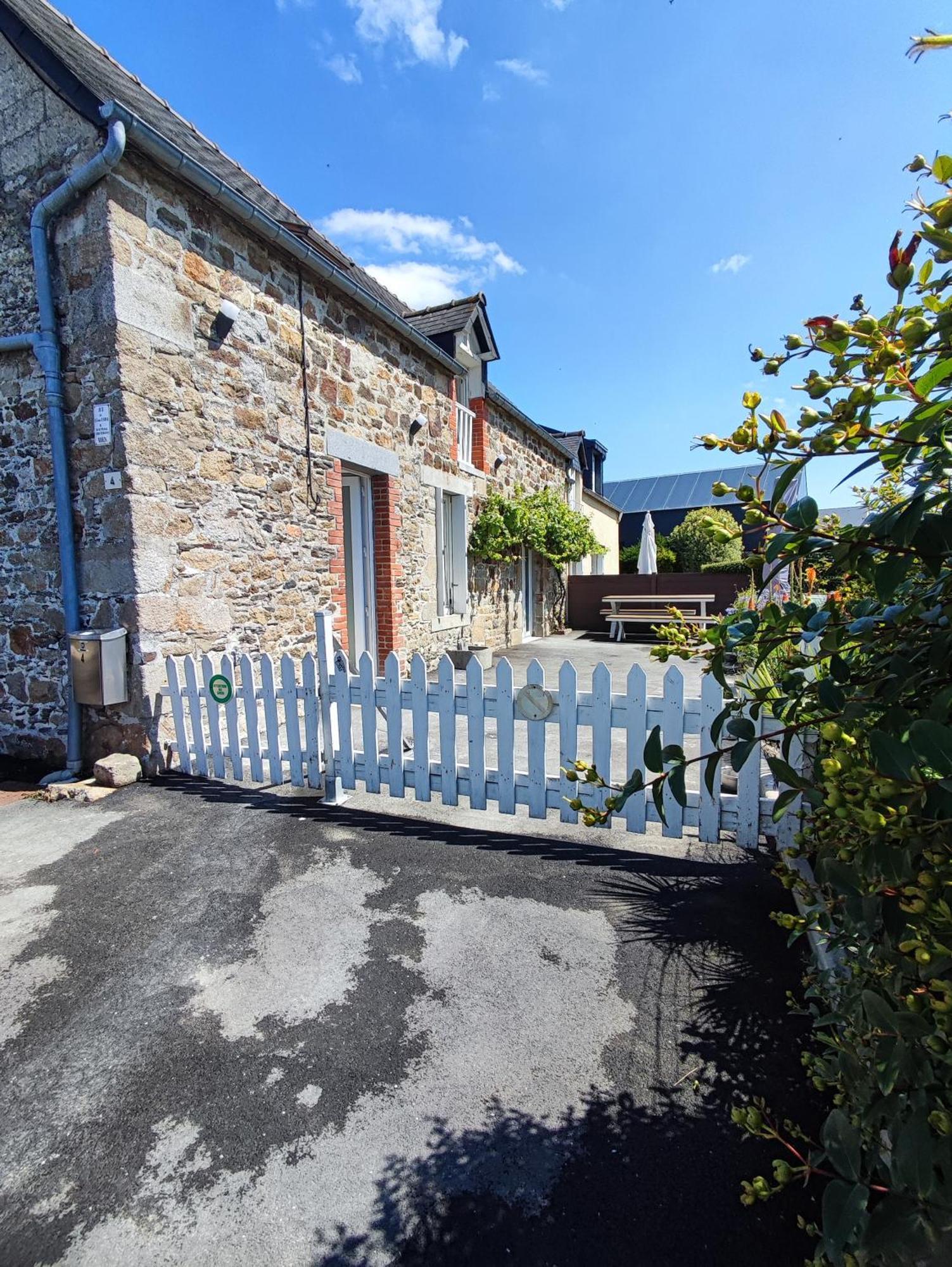 Villa L'Abri Cotier Du Vivier à Le Vivier-sur-Mer Extérieur photo